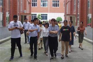 中国人民大学茶道哲学研究所湖南茶文化考察团一行赴集团白沙溪茶厂、益阳茶厂、君山头号玩家娱乐平台考察调研